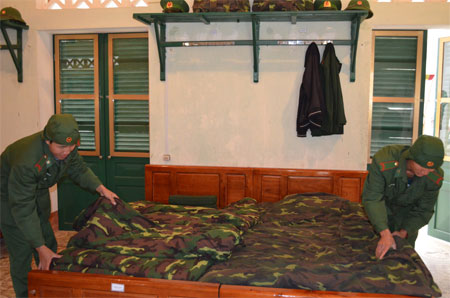 Nỗ lực, khẩn trương chống rét cho bộ đội