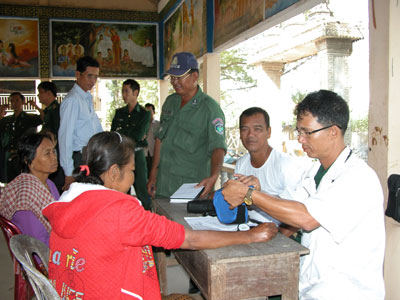 Ấm tình người nơi đầu nguồn sông Vàm Cỏ Tây