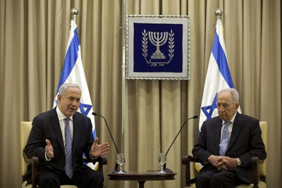 Thủ tướng I-xra-en “tiến thoái lưỡng nan”