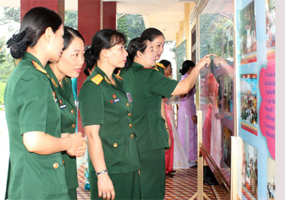 Những người vợ đảm