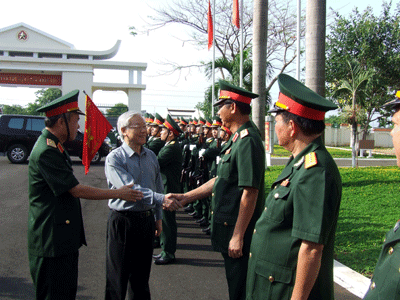 Tổng Bí thư Nguyễn Phú Trọng thăm, kiểm tra tại Binh đoàn 16