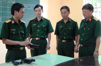 Máy đo phóng xạ huấn luyện PM-1401K