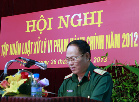 Gần 200 đại biểu được tập huấn Luật Xử lý vi phạm hành chính