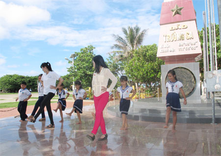 Kỳ 3: Hát lời biển gọi