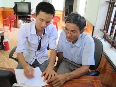 Ông thợ mộc tuổi 53 vào đại học