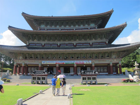 Kỳ 1: Thiên đường du lịch giữa đại dương