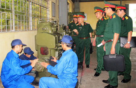 Cục Xe-máy (Tổng cục Kỹ thuật): Khai mạc Hội thi trạm, xưởng nội bộ năm 2013