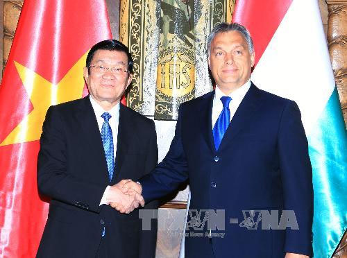 Chủ tịch nước Trương Tấn Sang hội kiến với Thủ tướng, Chủ tịch Quốc hội Hung-ga-ri