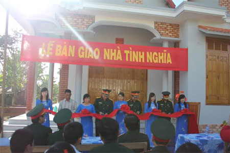 Công ty 732 (Binh đoàn 15): Khánh thành, bàn giao Nhà đồng đội