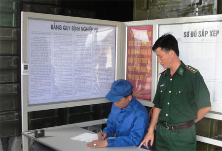 Điểm sáng biên phòng                                                        