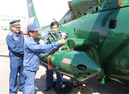 Nắng trưa Vạt-tày