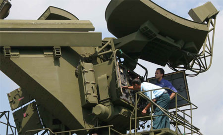 Làm chủ công nghệ hiện đại hóa hỏa lực phòng không