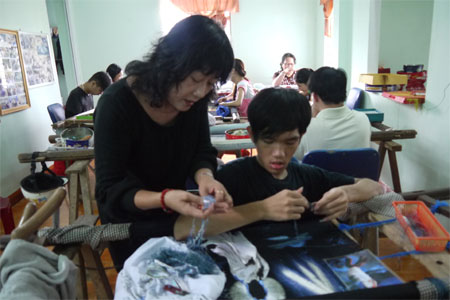 Mẹ Liền “thêu” những ước mơ