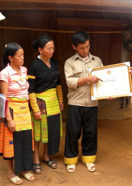 Nà Un Trong có đảng viên Sồng A Sệnh