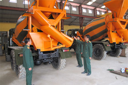 Về lại Xưởng Mười