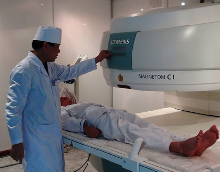 Tận tâm với người bệnh