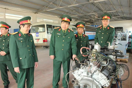 Đại tướng Phùng Quang Thanh thăm, kiểm tra Trường Trung cấp nghề số 23