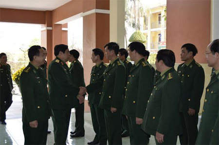Đại tướng Phùng Quang Thanh thăm, kiểm tra các đơn vị tại tỉnh Thừa Thiên - Huế