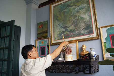 Kỳ 2: Người lập bàn thờ đồng đội tại nhà