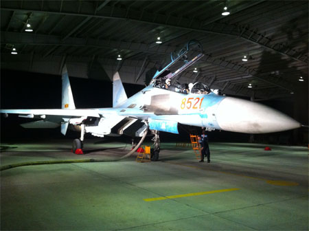 Làm chủ vũ khí, trang bị không để Tổ quốc bị bất ngờ