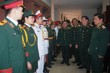 Sẽ có trang phục nghiệp vụ cho nhạc công và diễn viên các đoàn nghệ thuật quân đội