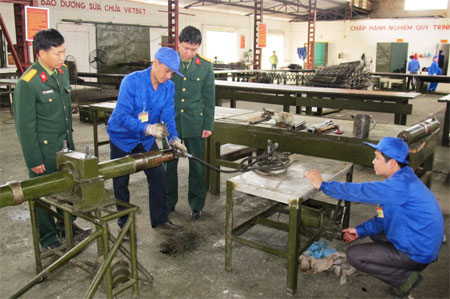 Sáng tạo kỹ thuật phục vụ bảo dưỡng, sửa chữa vũ khí, khí tài