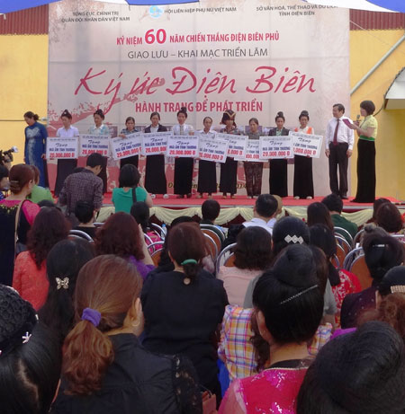 Giao lưu “Ký ức Điện Biên - hành trang để phát triển