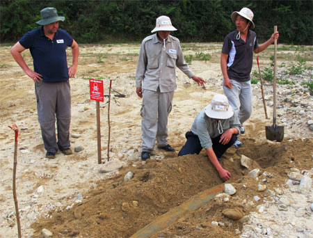 Đội xử lý bom, mìn cơ động APOPO