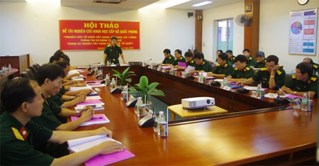 Sử dụng thông tin cơ động tinh nhuệ trong chiến tranh công nghệ cao