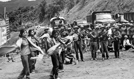 Vài kỷ niệm trên tuyến lửa Trường Sơn