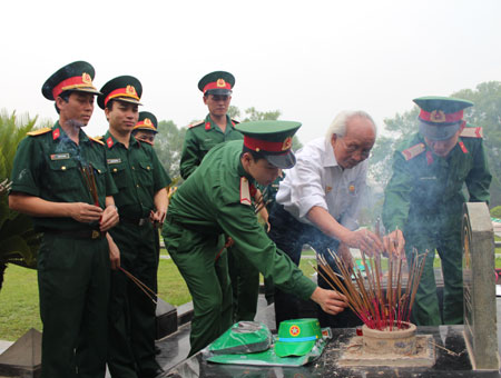 Hành quân về nguồn - Tiếp nối bản hùng ca