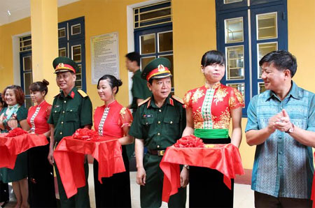 Tổng cục Chính trị bàn giao nhà bán trú dân nuôi