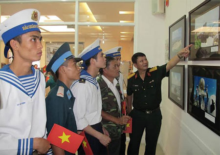 Triển lãm ảnh chủ quyền, biển đảo Việt Nam