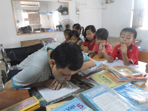 “Thầy” Trường nghị lực phi thường