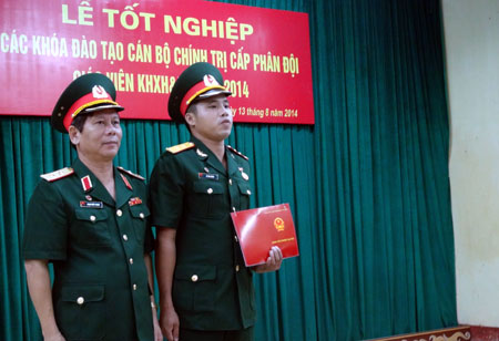 Trường Đại học Chính trị: 70 học viên được phong quân hàm Trung úy
