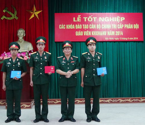 Kinh nghiệm học giỏi của Trung úy Lê Văn Công