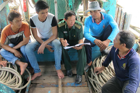 Điểm tựa tin cậy để ngư dân bám biển