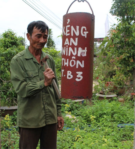 Kẻng an ninh giữ bình yên thôn xóm