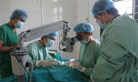 Thêm tin yêu thầy thuốc quân y