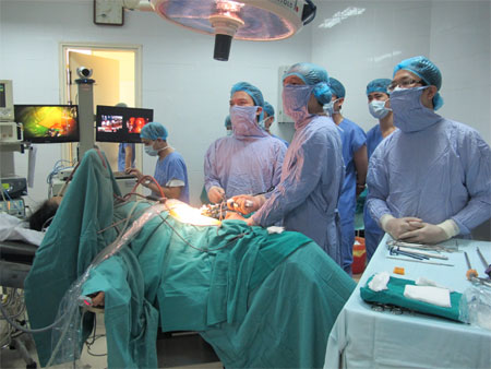 Nghiên cứu phát triển và ứng dụng kỹ thuật y học mới vào chẩn đoán, điều trị bệnh