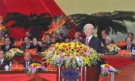 Nhiệm vụ bao trùm của MTTQ là xây dựng và tăng cường khối đại đoàn kết toàn dân