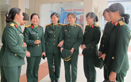 Chuyện về khối nữ thông tin  