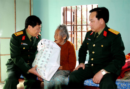 Trọn nghĩa tri ân