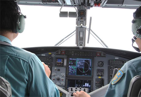 Thủy phi cơ DHC-6 Hải quân tìm kiếm cứu nạn tàu Bulk Jupiter