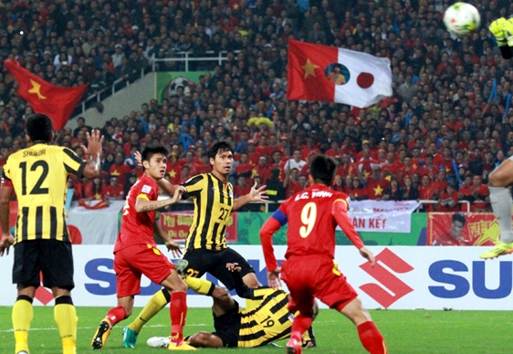 Thua cay đắng 2-4, ĐT Việt Nam dừng bước ở bán kết