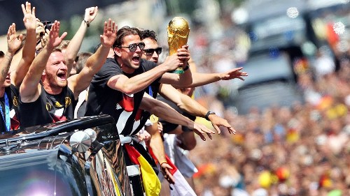 Berlin mở hội chào đón đội tuyển Đức 