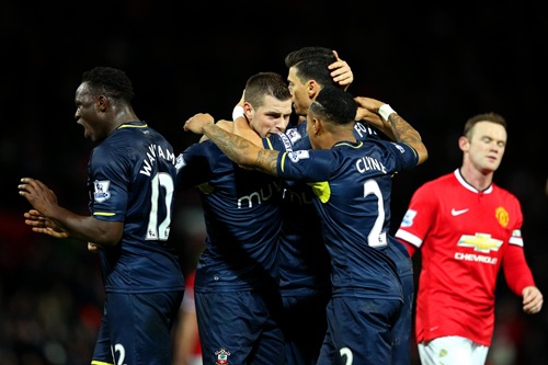 MU gục ngã tại Old Trafford