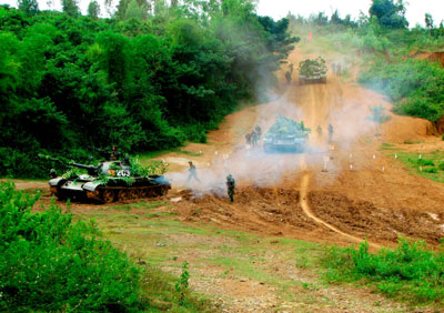 Kiểm tra toàn diện các mặt công tác của Lữ đoàn xe tăng 201