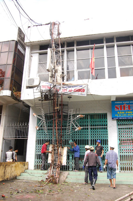 An toàn cột thu, phát sóng trong mùa bão: Đã đến lúc cần mạnh tay (xem Clip)