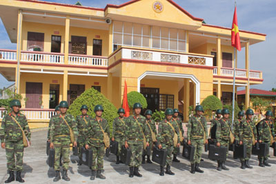 Đầu năm, thăm đơn vị “ Đặc biệt tinh nhuệ”